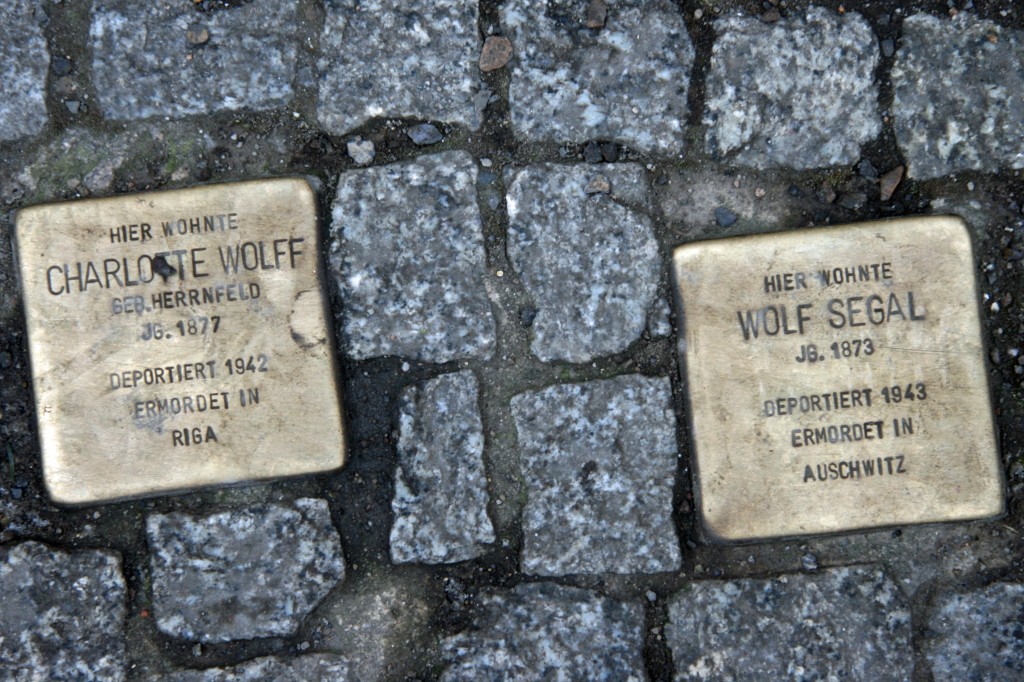 Stolpersteine 33 (5): In memory of Charlotte Wolff and Wolf Segal (Grosse Hamburger Strasse 30)