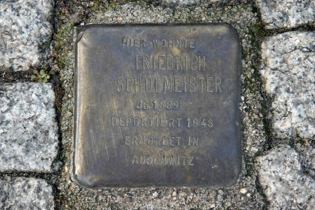 Stolpersteine 4: In memory of Friedrich Schulmeister (corner of Skalitzer Strasse and Oranienstrasse) in Berlin