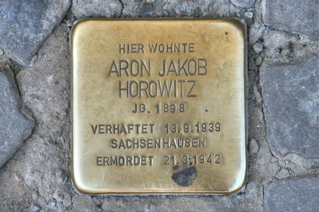 Stolpersteine 91: In memory of Aron Jakob Horowitz (Alte Schönhauser Strasse 23-24) in Berlin