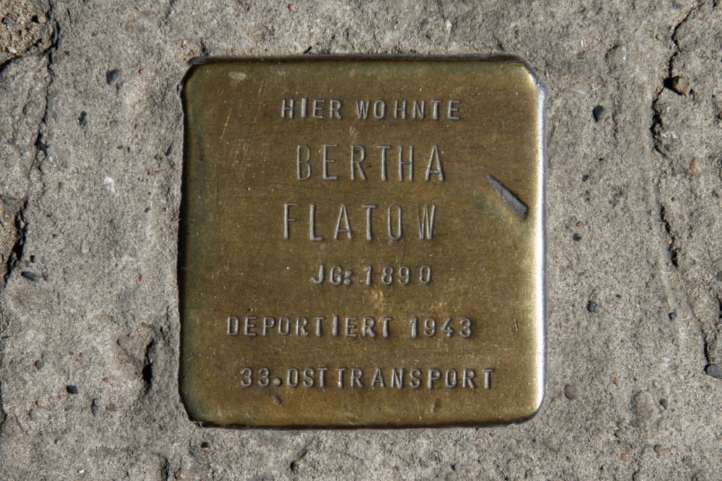 Stolpersteine 95: In memory of Bertha Flatow (Naunynstrasse 36/36a) in Berlin