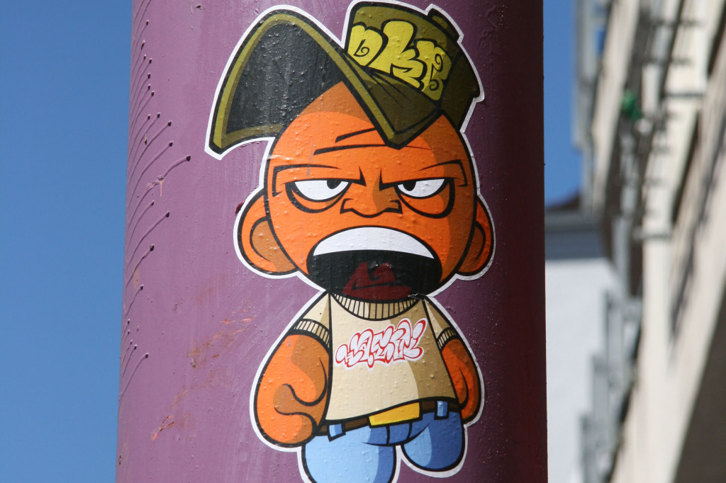 Big Mouth Sticker: Street Art by Unknown Artist in Berlin