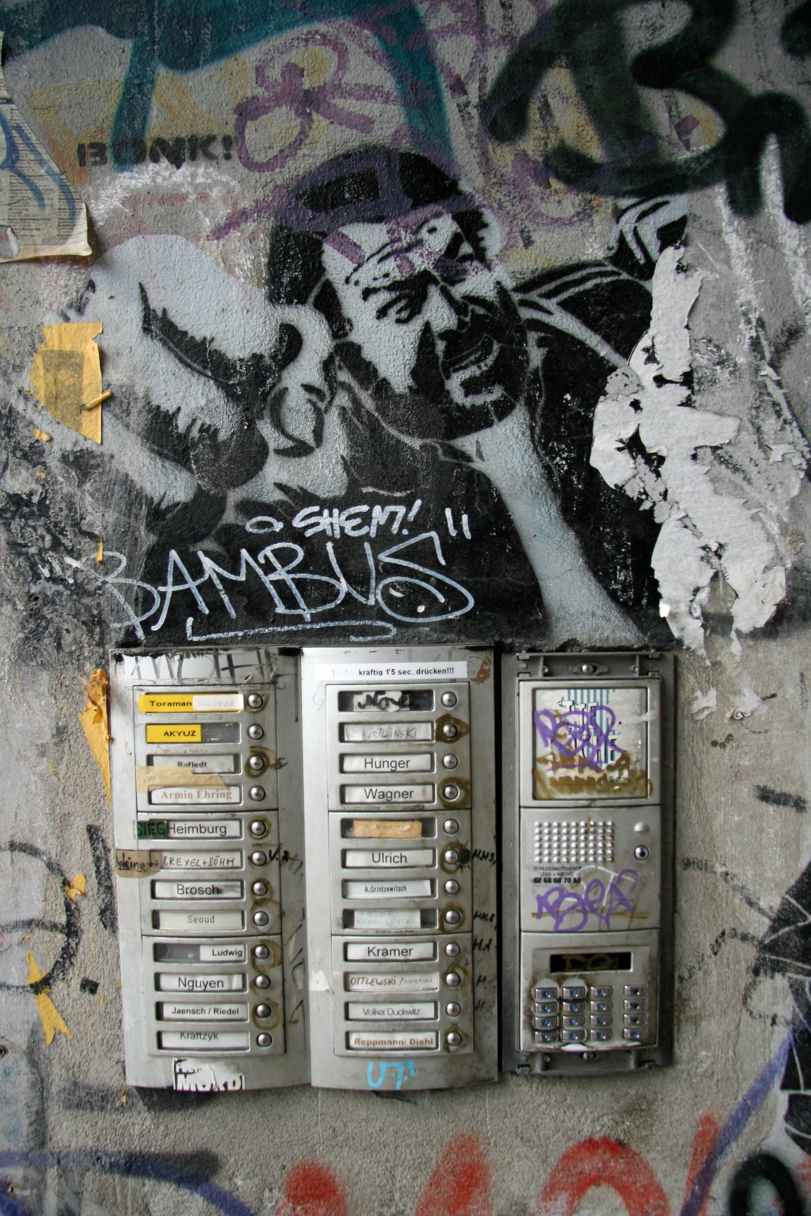 Punchy: Bud Spencer Street Art by Bonk! in Berlin