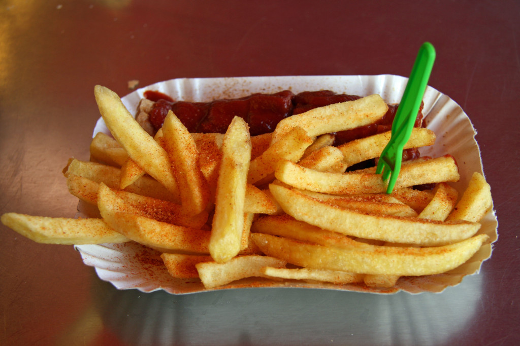 Currywurst and Chips (Currywurst hit Pommes) at Curry 36 on Mehringdamm in Berlin