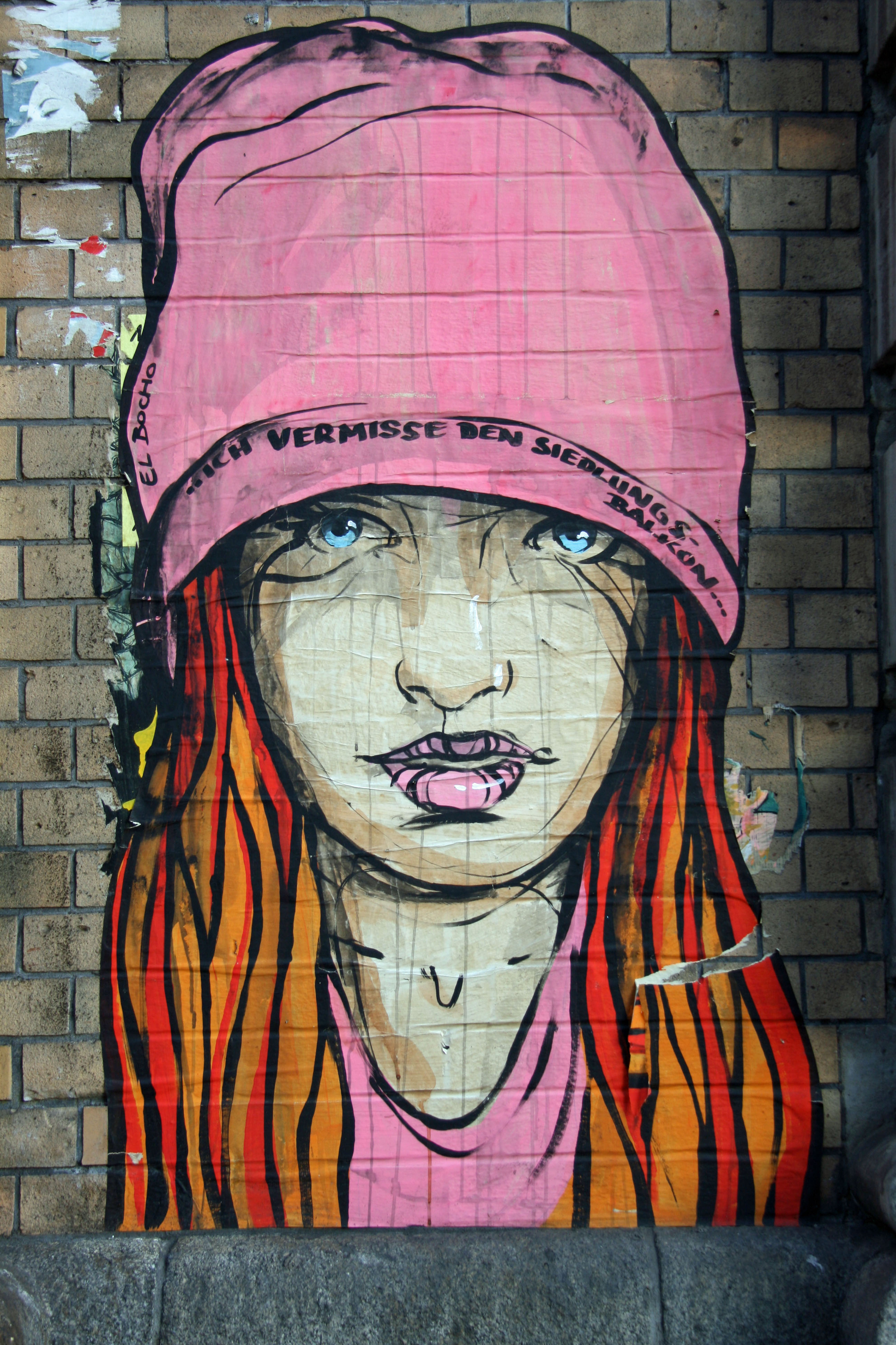 Ich Vermisse Den Siedlungsbalkon: Street Art by El Bocho in Berlin