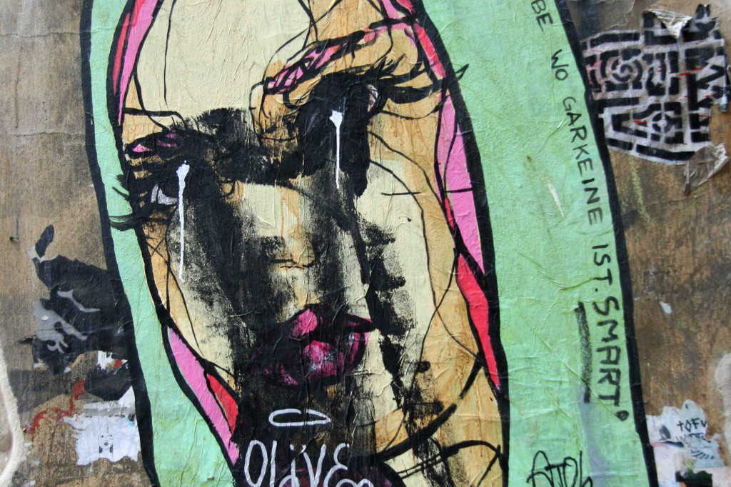 Manchmal Seh Ich Liebe Wo Garkeine Ist: Street Art by El Bocho in Berlin