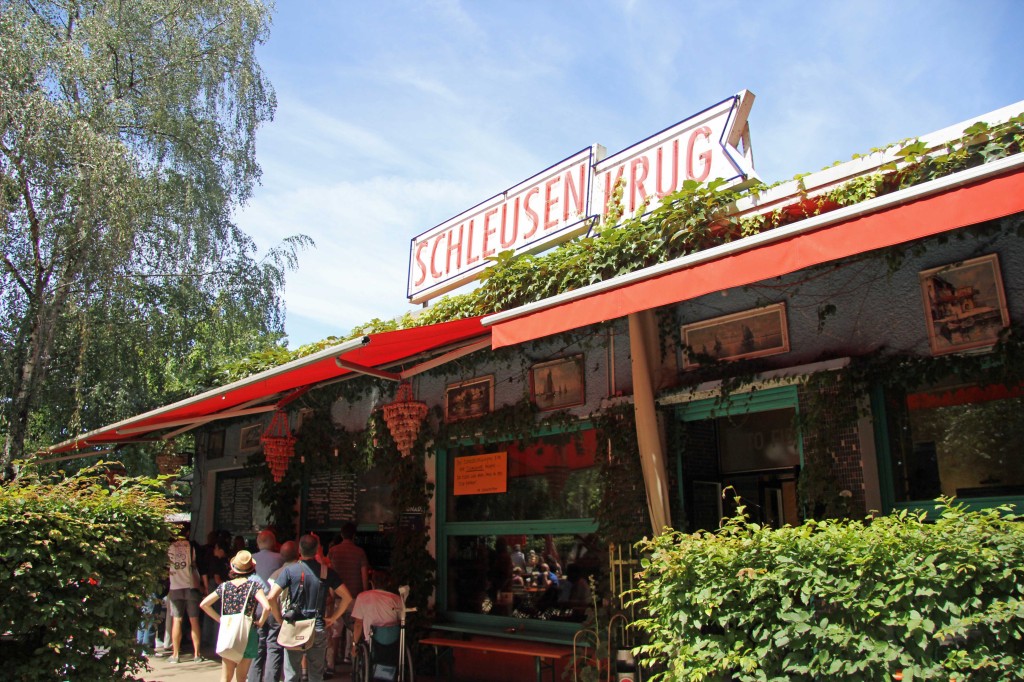 The bar at the Biergarten at Schleusenkrug in the Tiergarten in Berlin