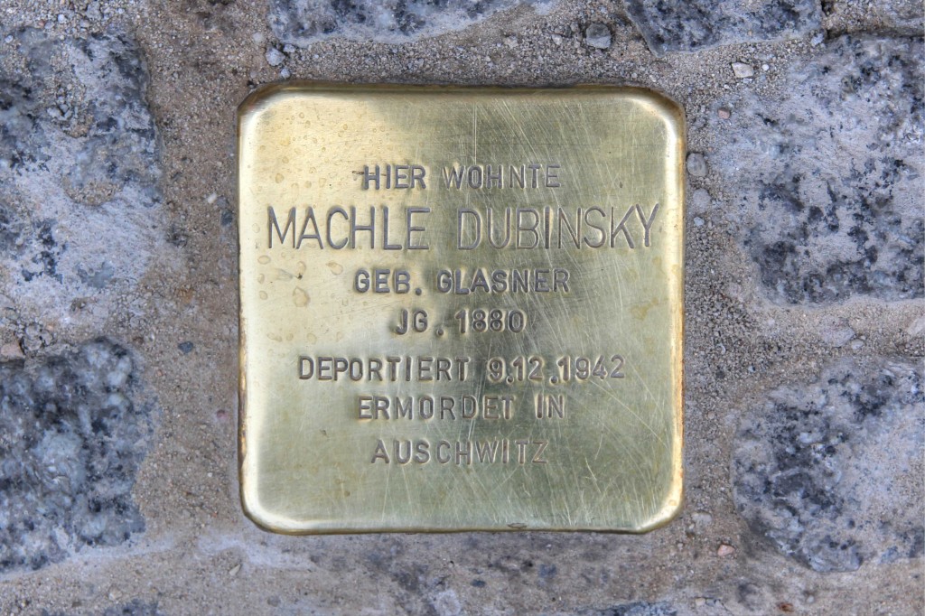 Stolpersteine 115: In memory of Machle Dubinsky (Rosenthaler Strasse 19) in Berlin