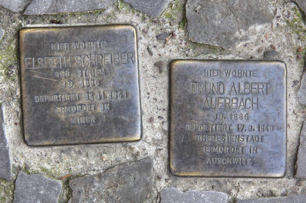 Stolpersteine 127: In memory of Elsbeth Schreiber and Bruno Albert Auerbach (Pappelallee 12-13) in Berlin
