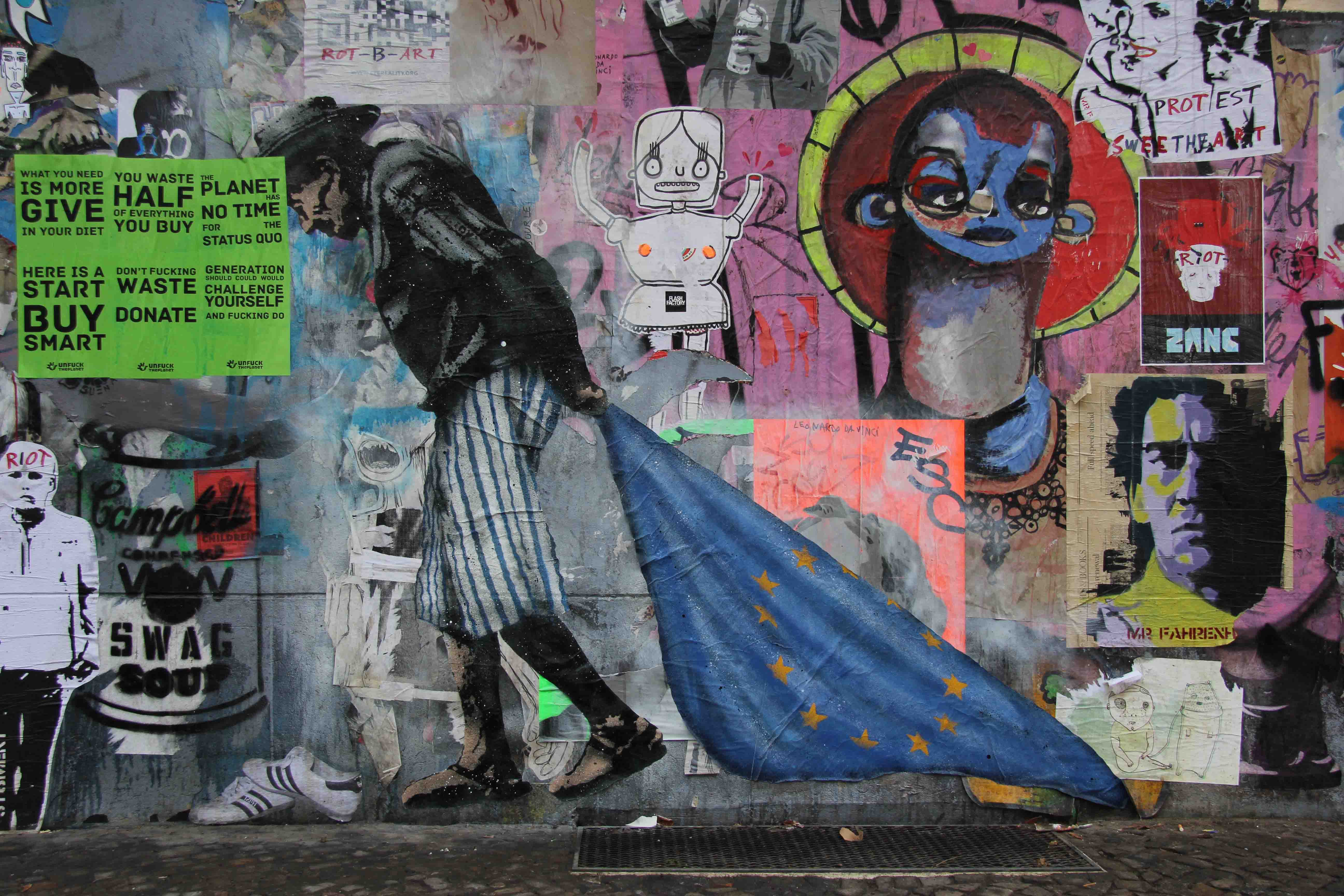 Fuck Politician - Street Art by L.E.T. (Les Enfants Terribles) in Berlin