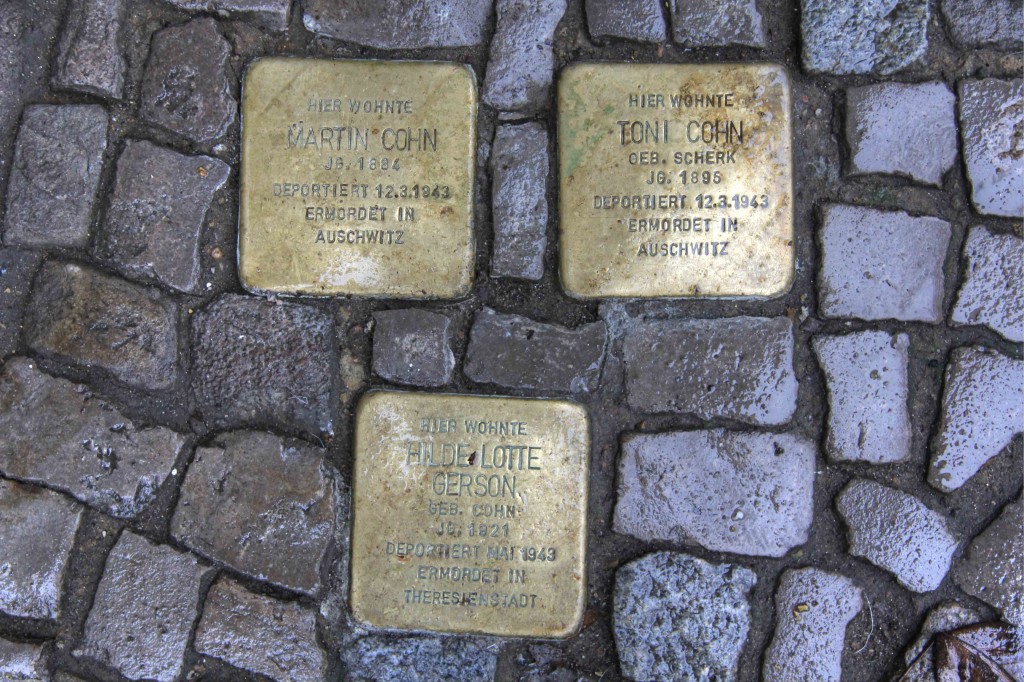 Stolpersteine Berlin 157: In memory of Martin Cohn, Toni Cohn and Hilde Lotte Gerson (Niebuhrstrasse 70)