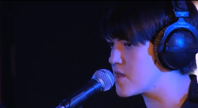 The xx - Last Christmas (screenshot from Radio 1 Live Lounge session)