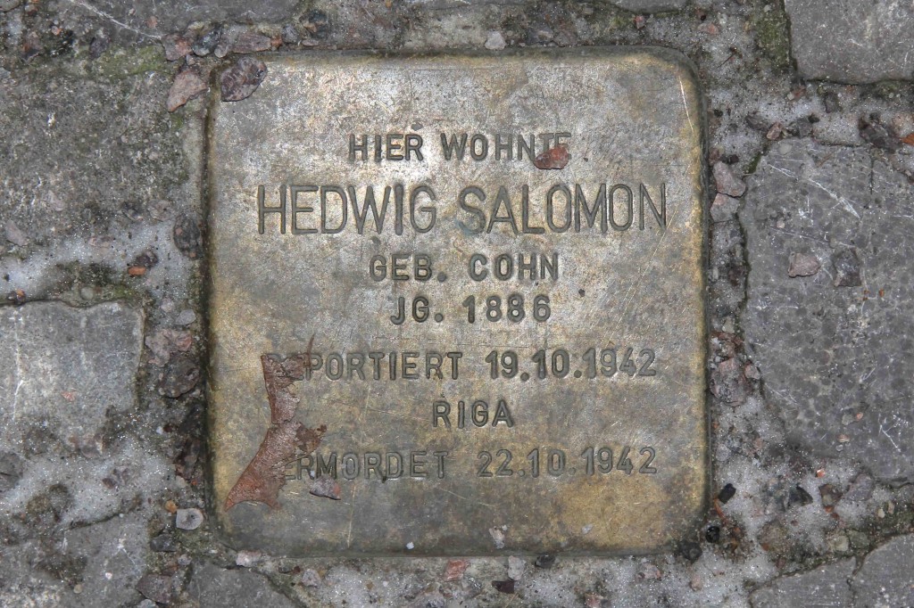 Stolpersteine Berlin 184 (1): In memory of Hedwig Salomon (Mommsenstrasse 45)