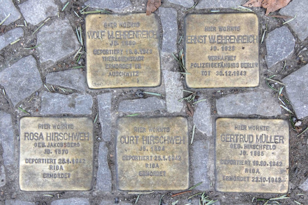 Stolpersteine Berlin 188: Wolf M Ehrenreich, Ernst W Ehrenreich, Rosa Hirschweh, Curt Hirschweh and Gertrud Müller (Wielandstrasse 31)
