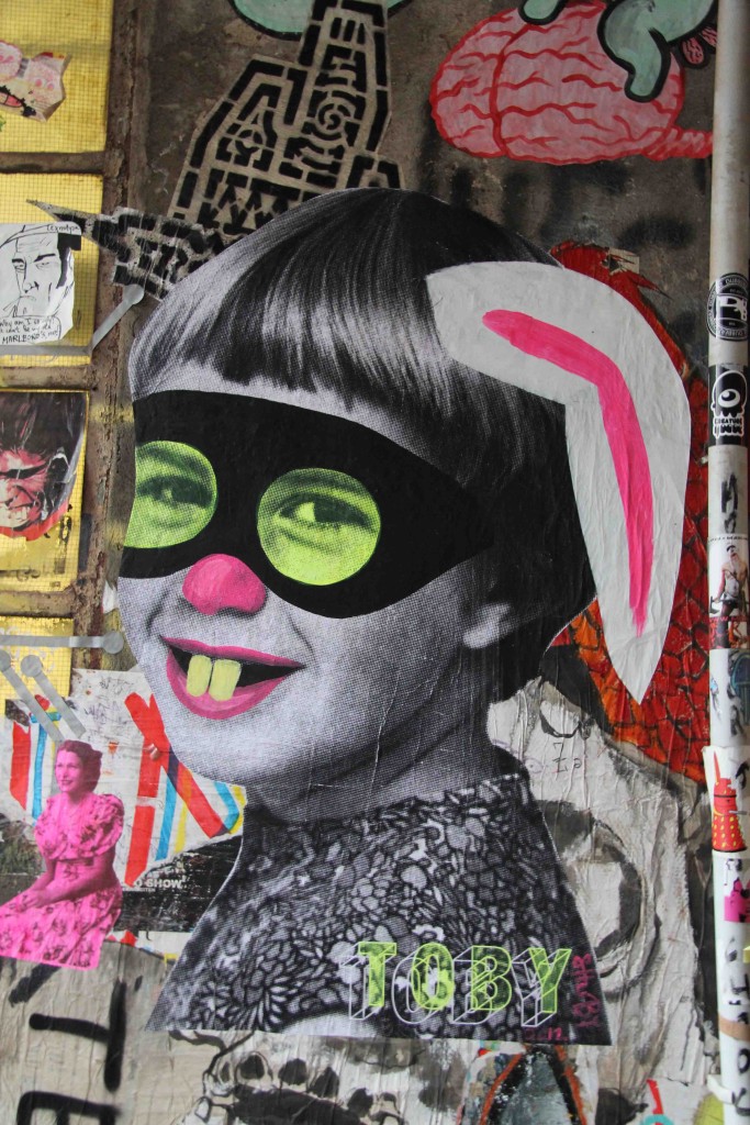 Funny Girl / Bunny Girl - Street Art by TOBY in Berlin