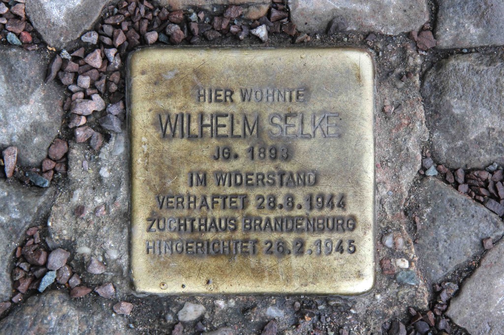 Stolpersteine Berlin 201: In memory of Wilhelm Selke (Ritterstrasse 109)