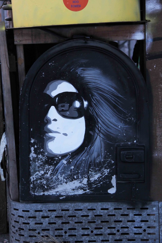 Woman in Sunglasses - Street Art by KEN (aka Plotterroboter or Plotbot) at the former NSA Listening Station at Teufelsberg Berlin