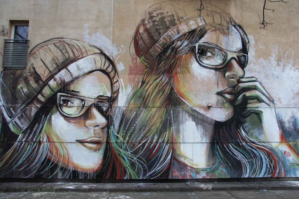 Suspended - Street Art by Alice Pasquini aka AliCé in Berlin