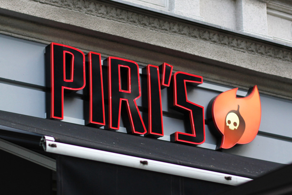 Logo at Piri's Chicken Burgers in Berlin