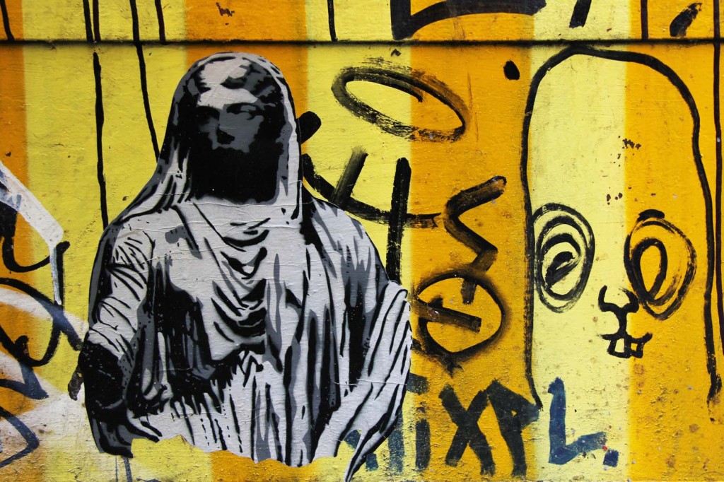 Shrouded - Street Art by Negative Vibes in Berlin