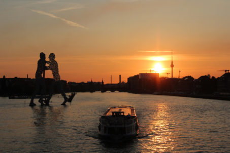 rp_Sunset-from-Elsenbrücke-Berlin-1024x682.jpg