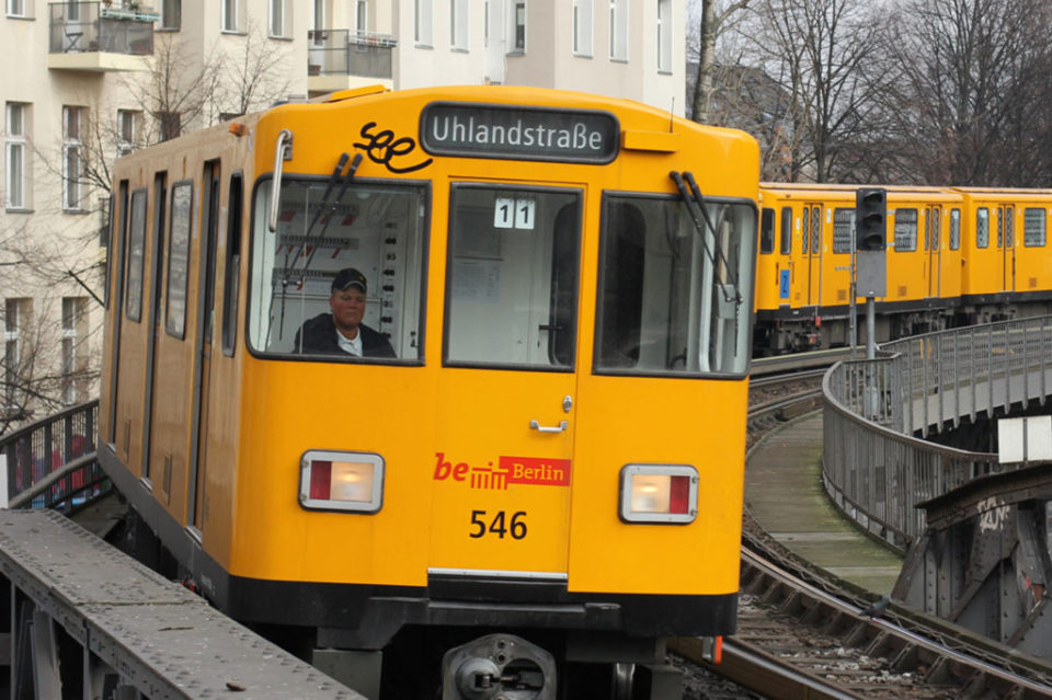 rp_U-Bahn-U1-Coming-Into-Schlesisches-Tor-1024x682.jpg