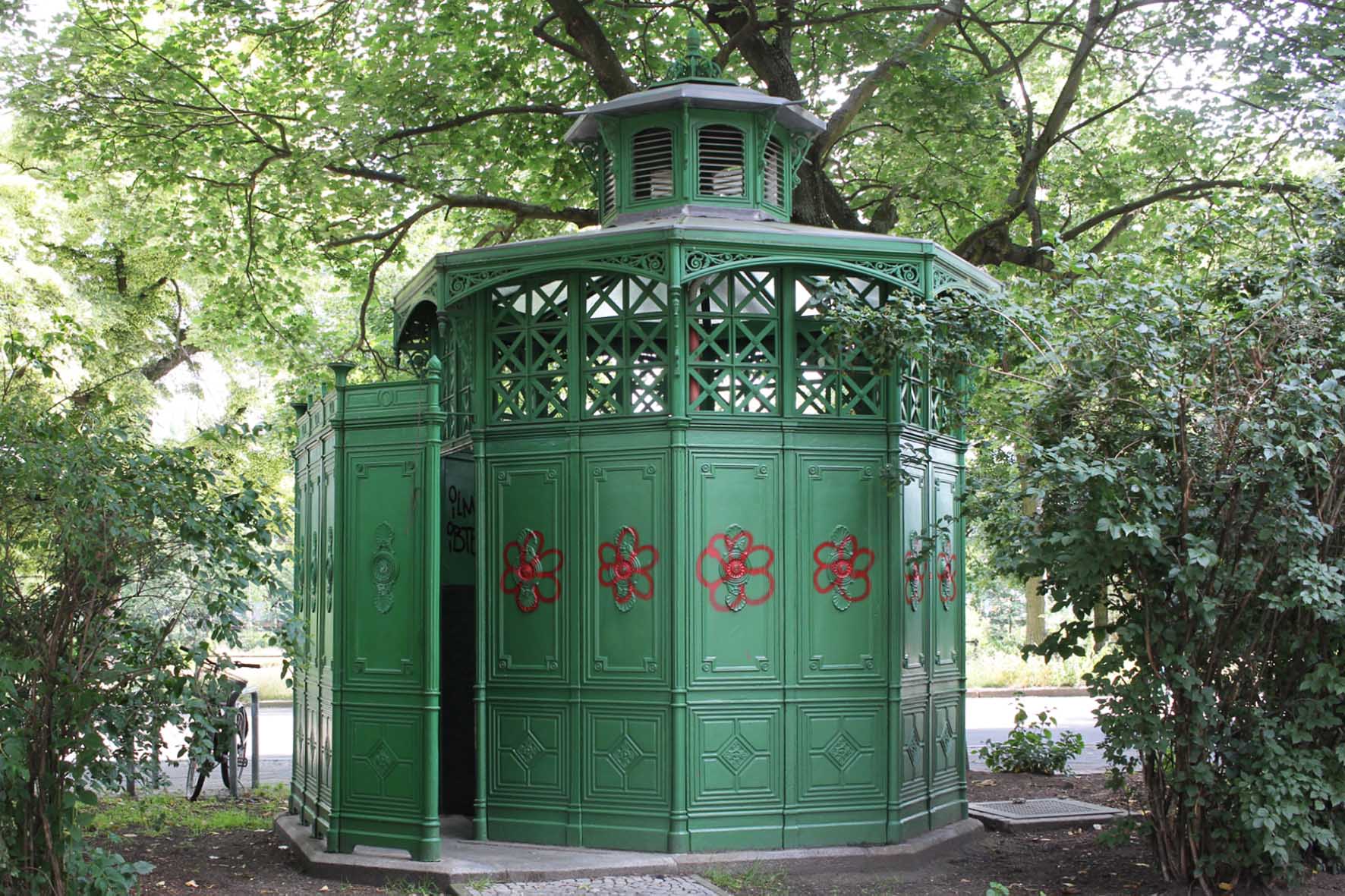 Café Achteck - Pekinger Platz - an example of Berlin's classic 19th century green cast iron public toilets